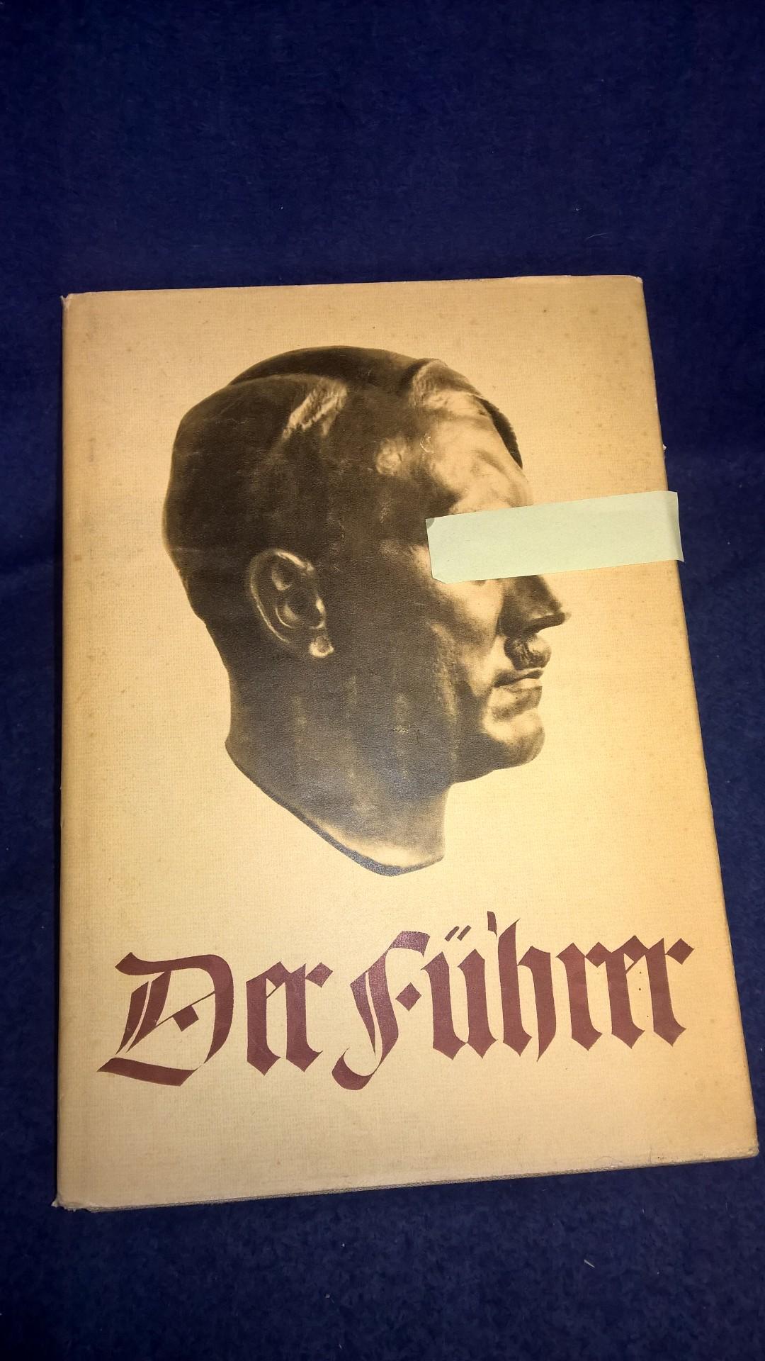 Der Führer. Das Weihnachtsbuch der deutschen Jugend.
